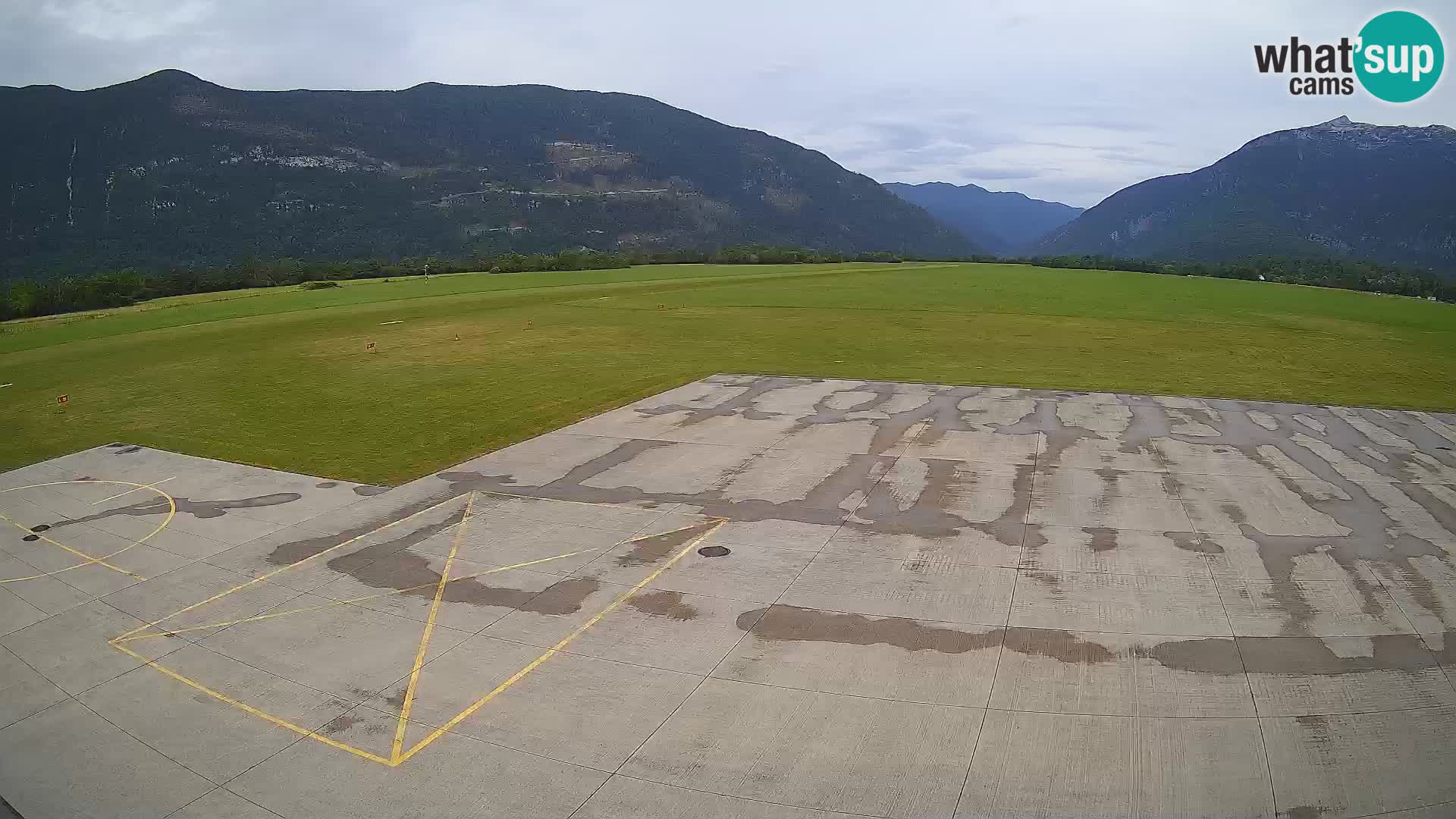 Bovec airport webcam – Skydive Bovec