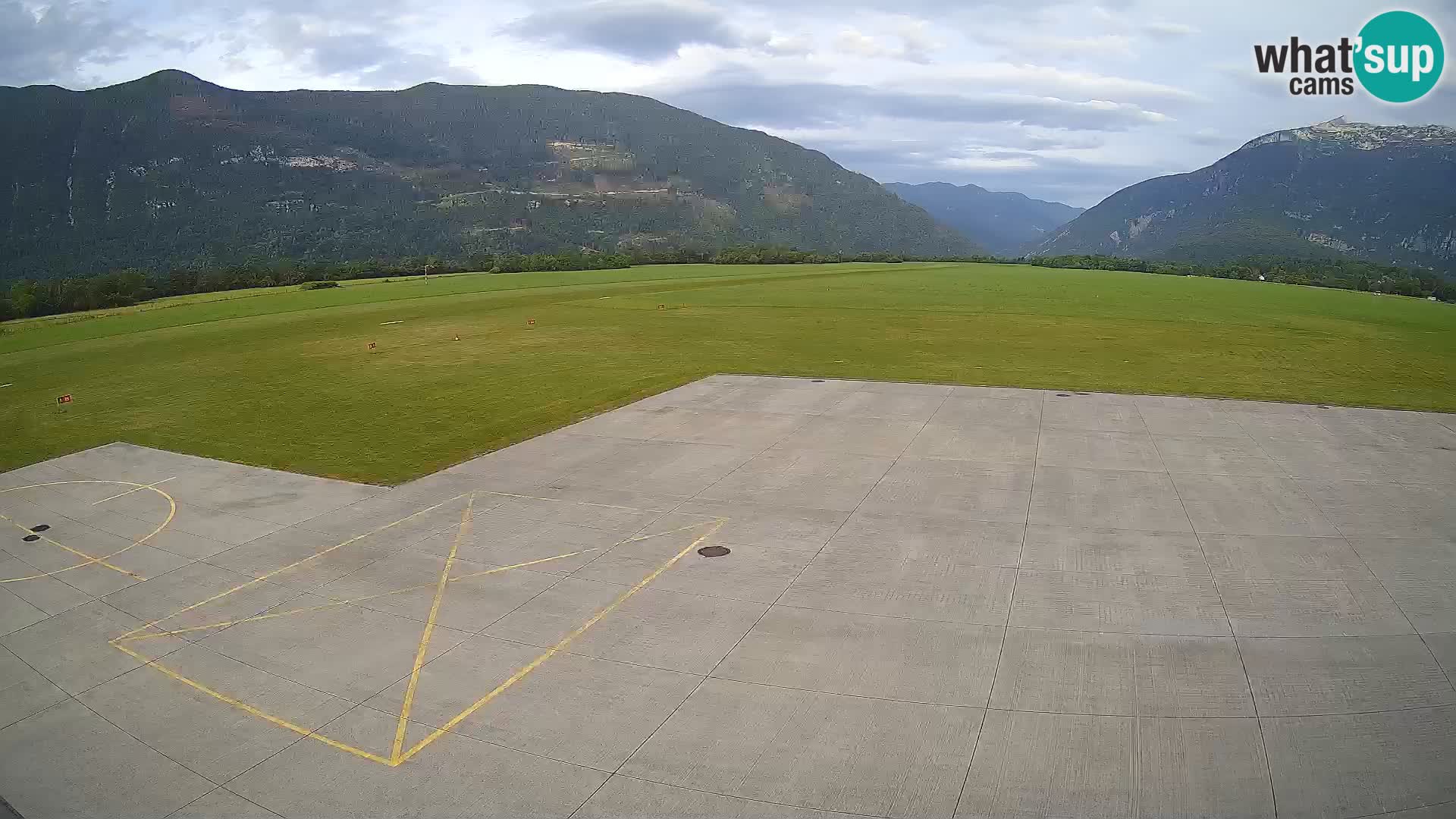 Webcam des Flughafens Bovec – Skydive Bovec