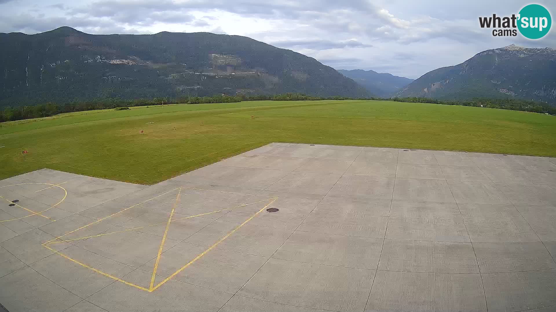 Cámara web del aeropuerto de Bovec – Skydive Bovec