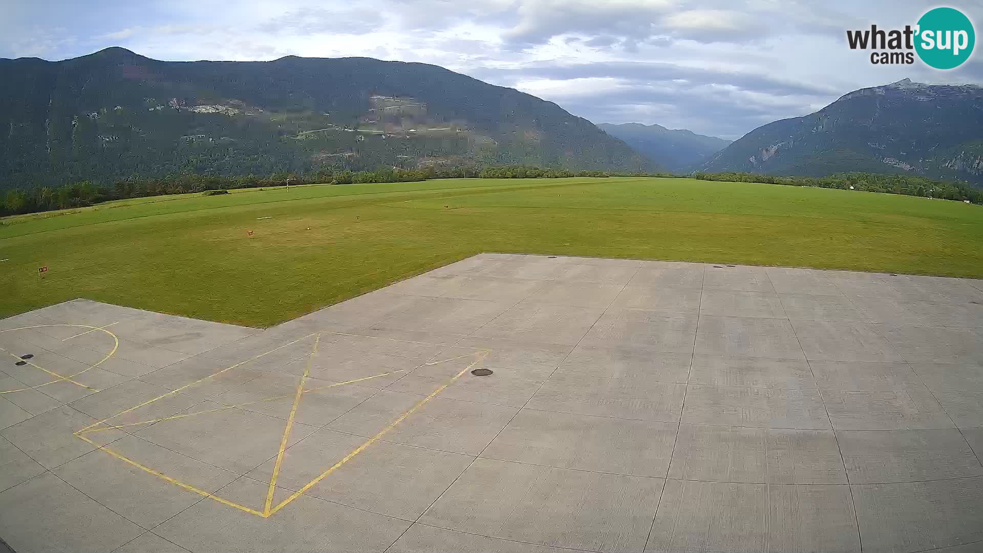 Cámara web del aeropuerto de Bovec – Skydive Bovec
