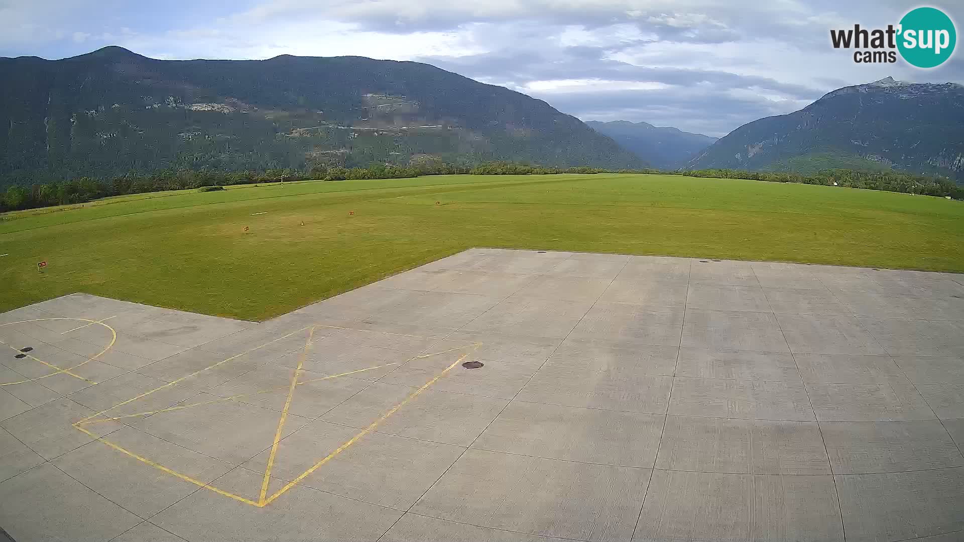 Cámara web del aeropuerto de Bovec – Skydive Bovec