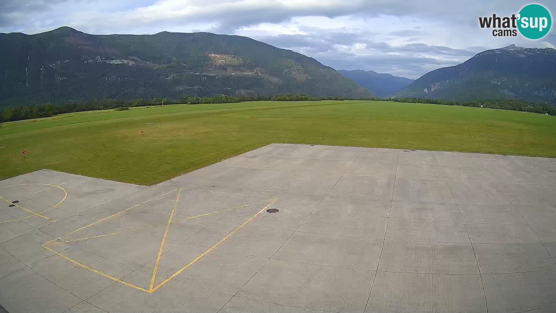 Cámara web del aeropuerto de Bovec – Skydive Bovec