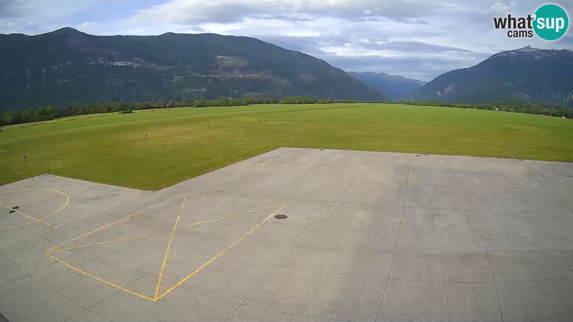 Cámara web del aeropuerto de Bovec – Skydive Bovec