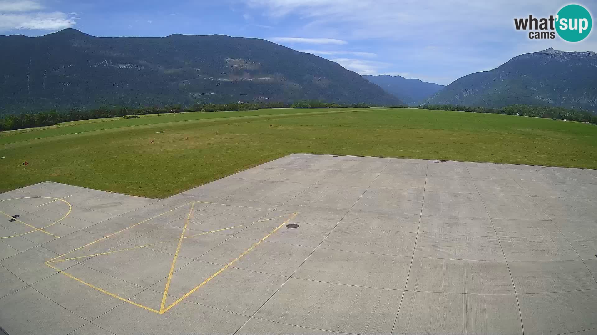 Bovec airport webcam – Skydive Bovec