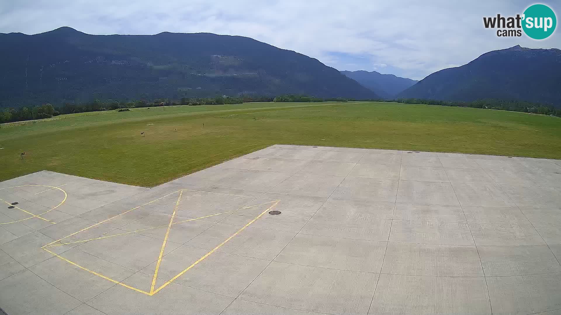 Bovec airport webcam – Skydive Bovec