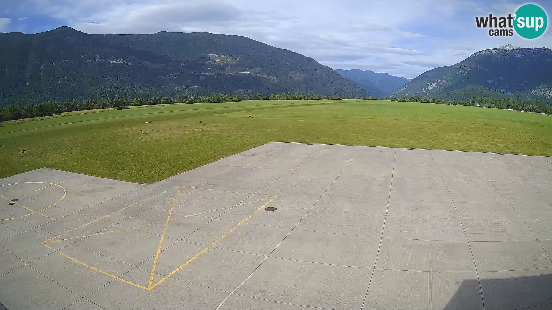 Bovec airport webcam – Skydive Bovec