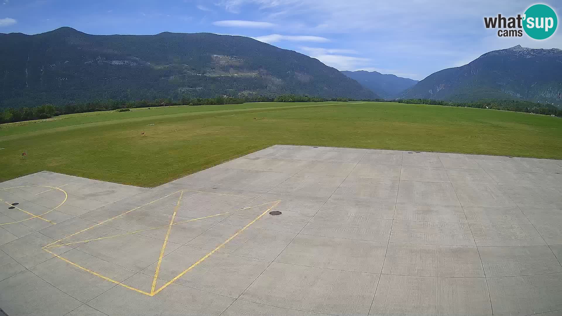 Bovec airport webcam – Skydive Bovec