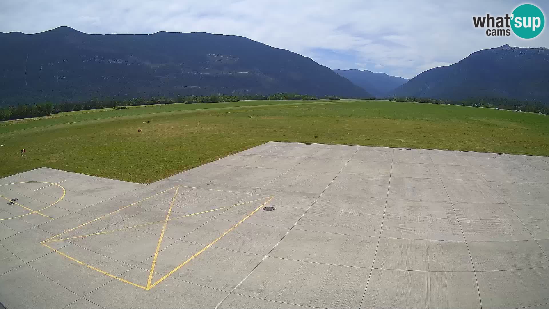 Bovec airport webcam – Skydive Bovec