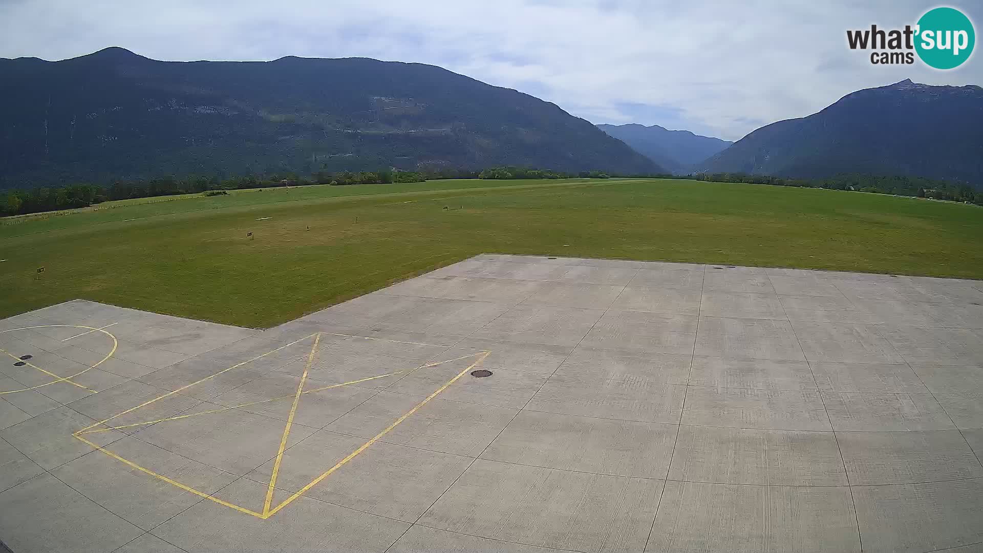Web kamera zračne luke Bovec – Skydive Bovec