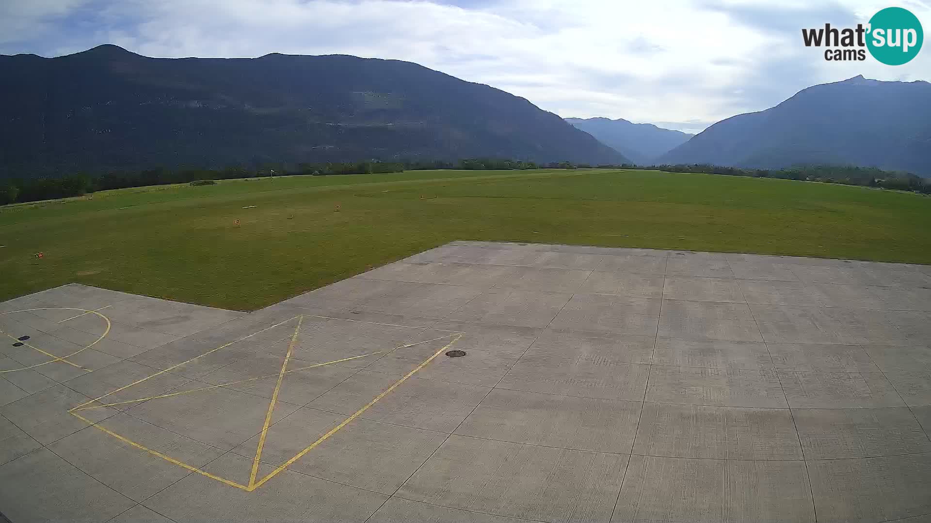 Web kamera zračne luke Bovec – Skydive Bovec