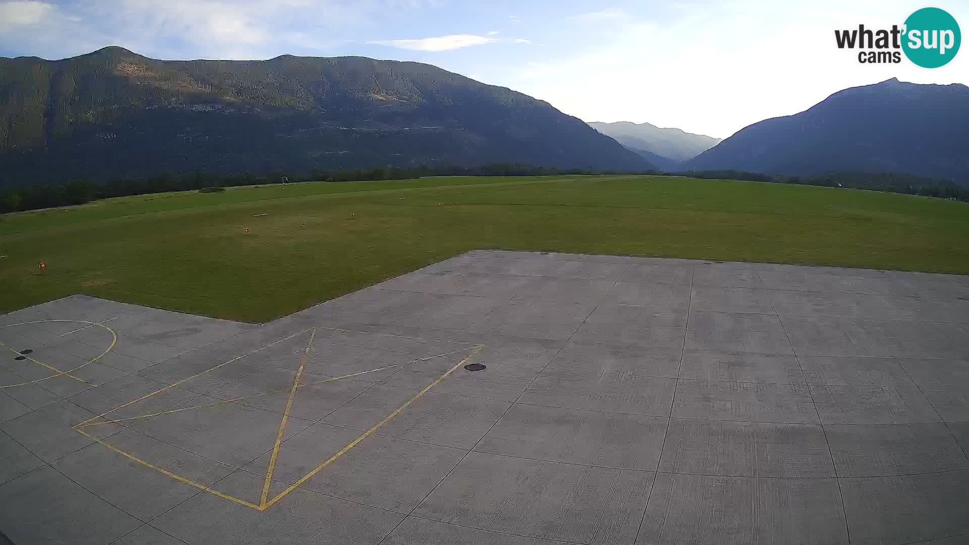 Webcam des Flughafens Bovec – Skydive Bovec