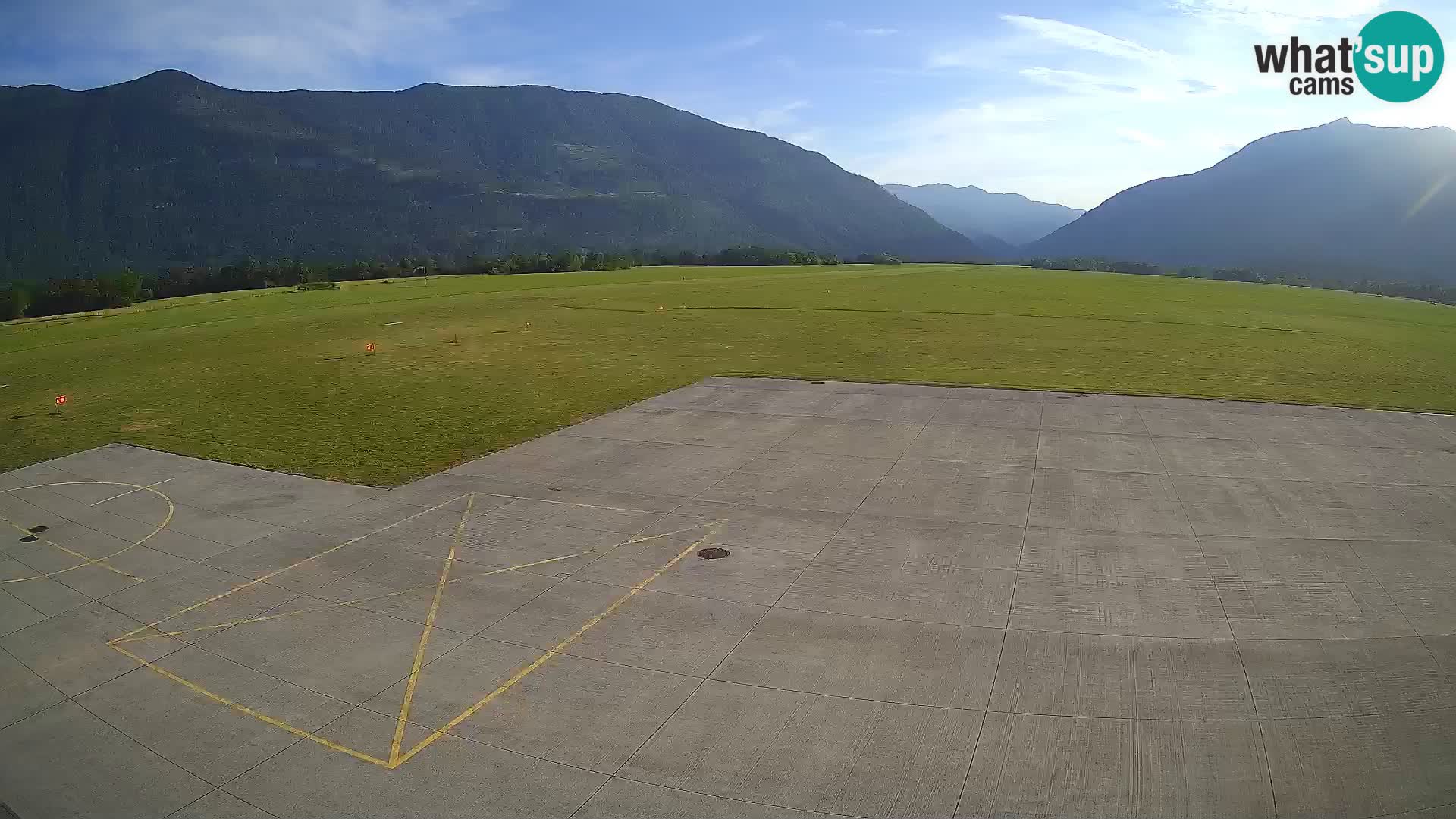 Cámara web del aeropuerto de Bovec – Skydive Bovec
