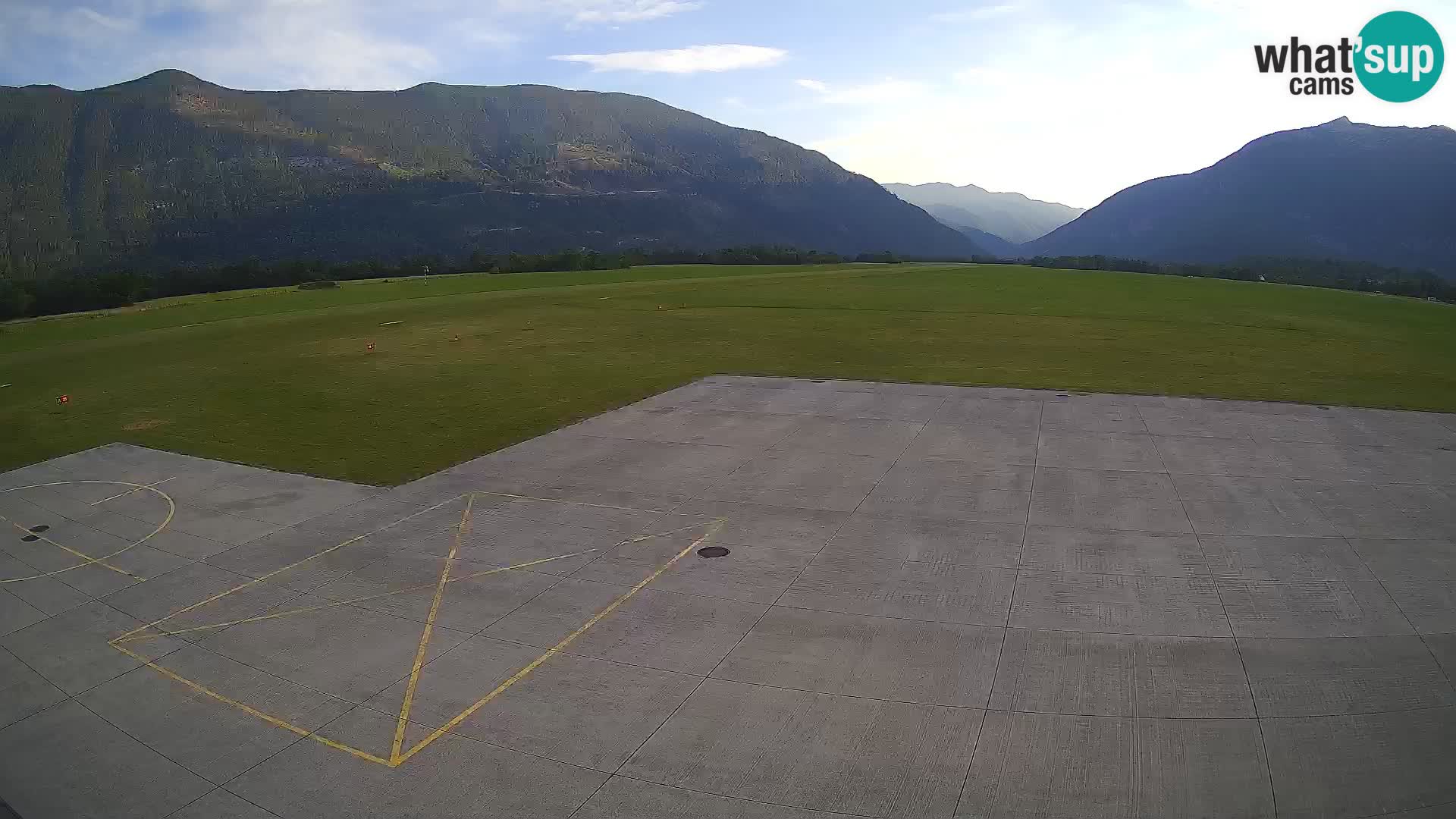 Webcam de l’aéroport de Bovec – Skydive Bovec