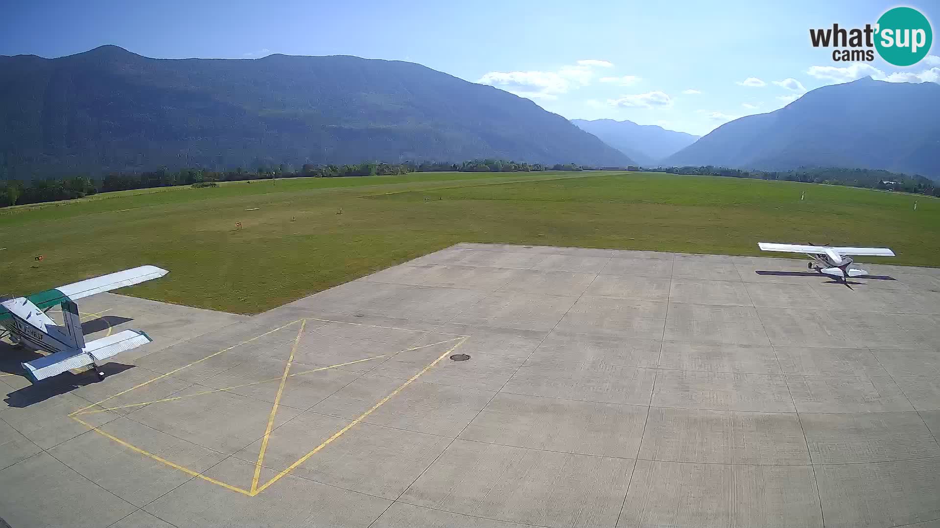 Bovec airport webcam – Skydive Bovec