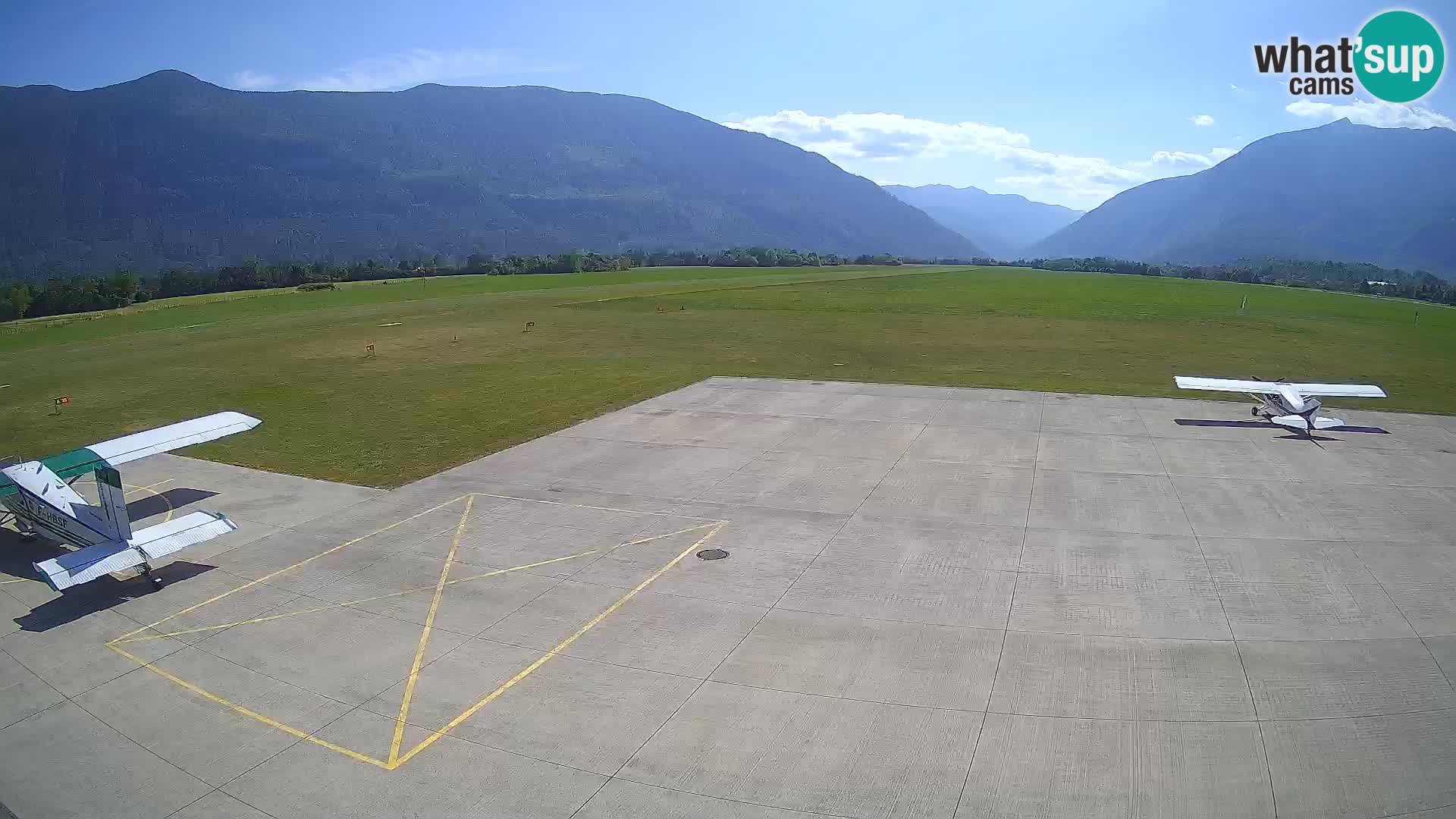 Bovec airport webcam – Skydive Bovec