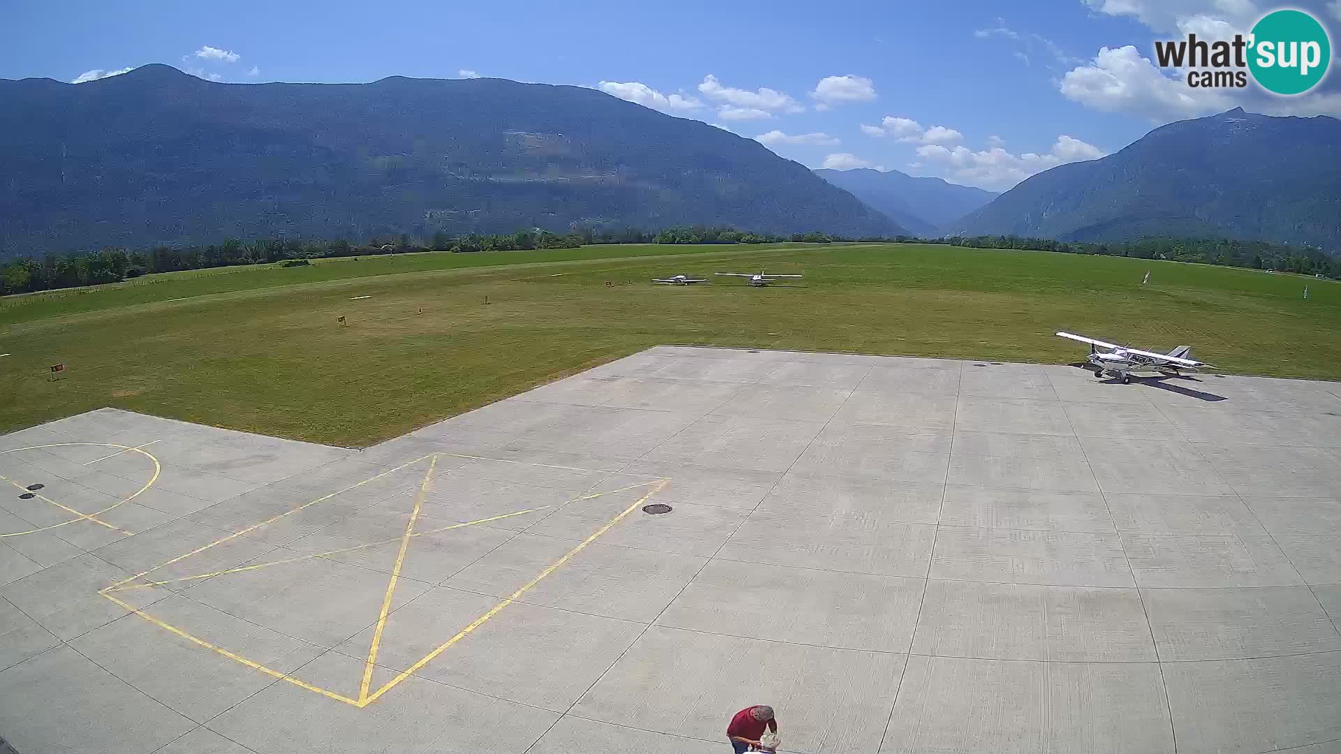Bovec airport webcam – Skydive Bovec