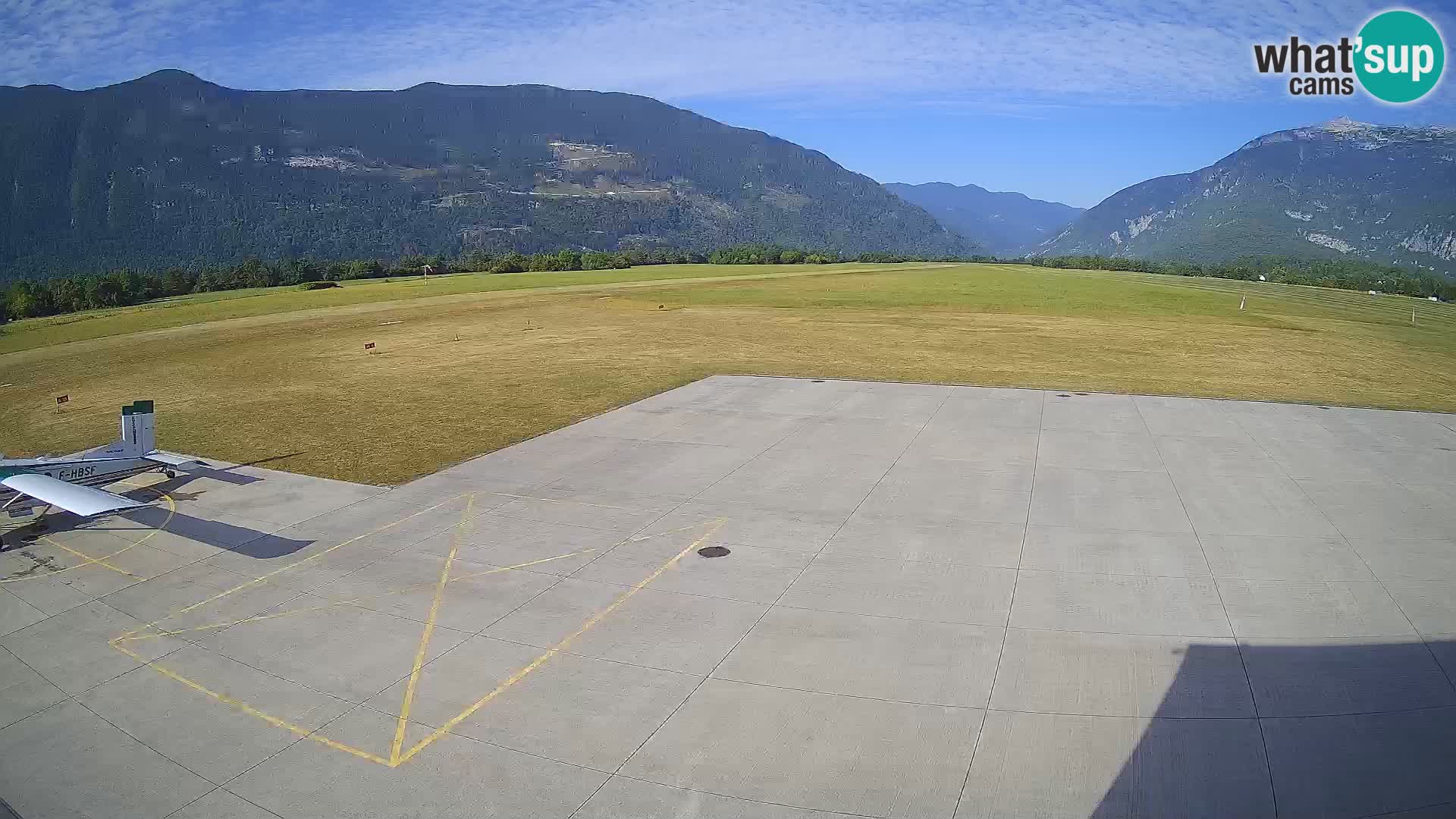 Bovec airport webcam – Skydive Bovec