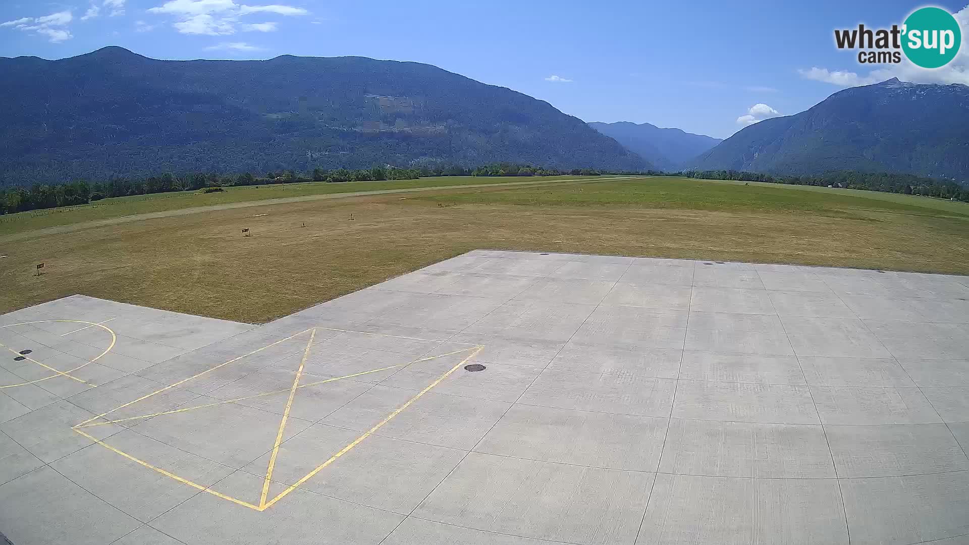 Web kamera zračne luke Bovec – Skydive Bovec