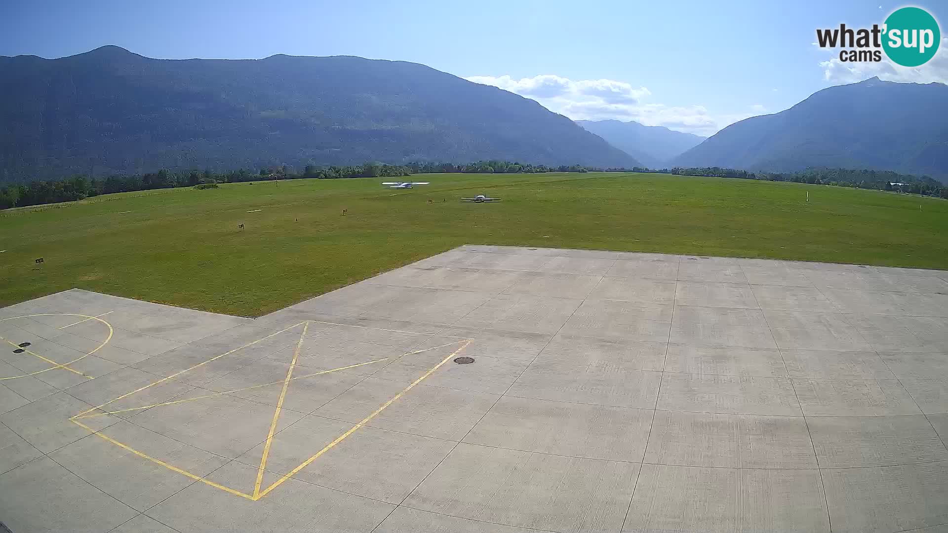 Bovec airport webcam – Skydive Bovec