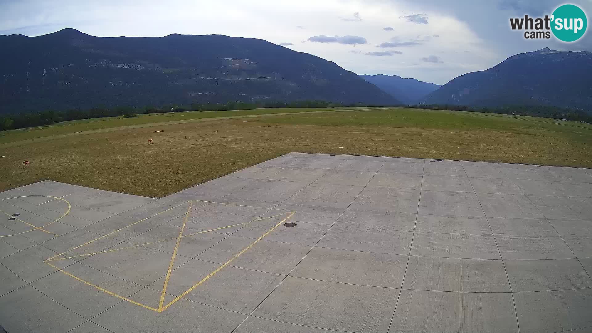 L’aeroporto di Bovec webcam – Skydive Bovec