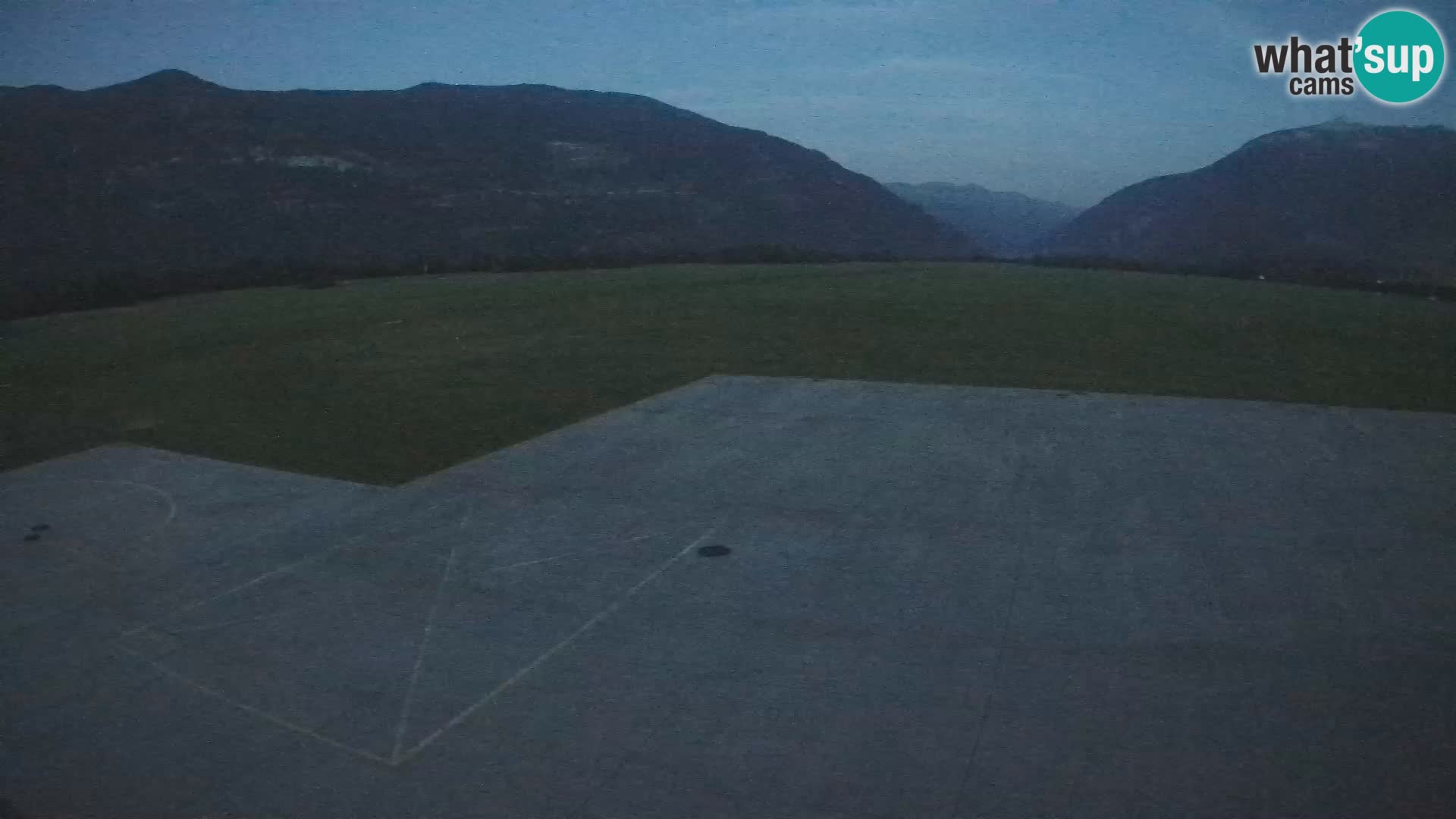 Bovec airport webcam – Skydive Bovec