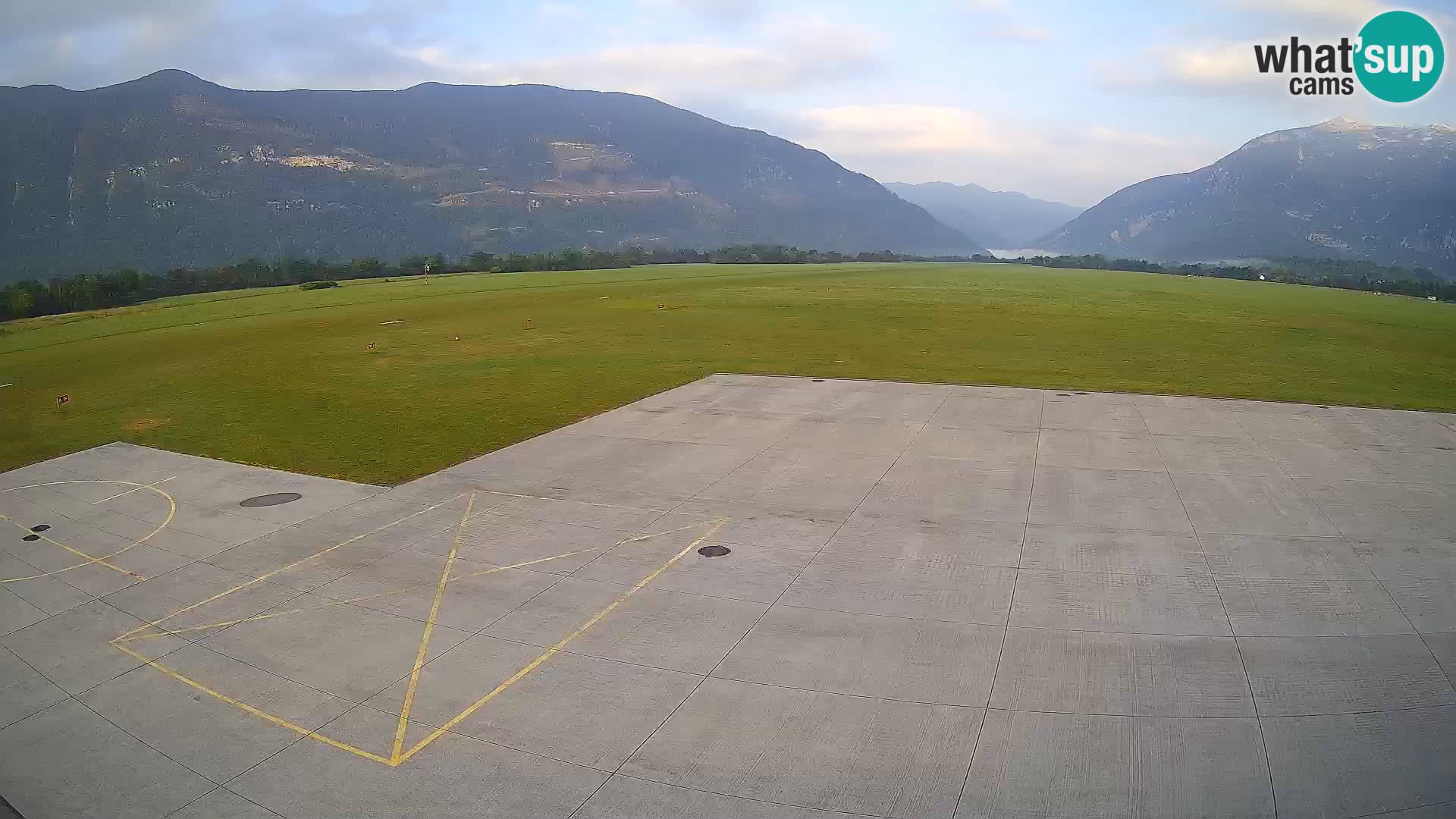 Cámara web del aeropuerto de Bovec – Skydive Bovec