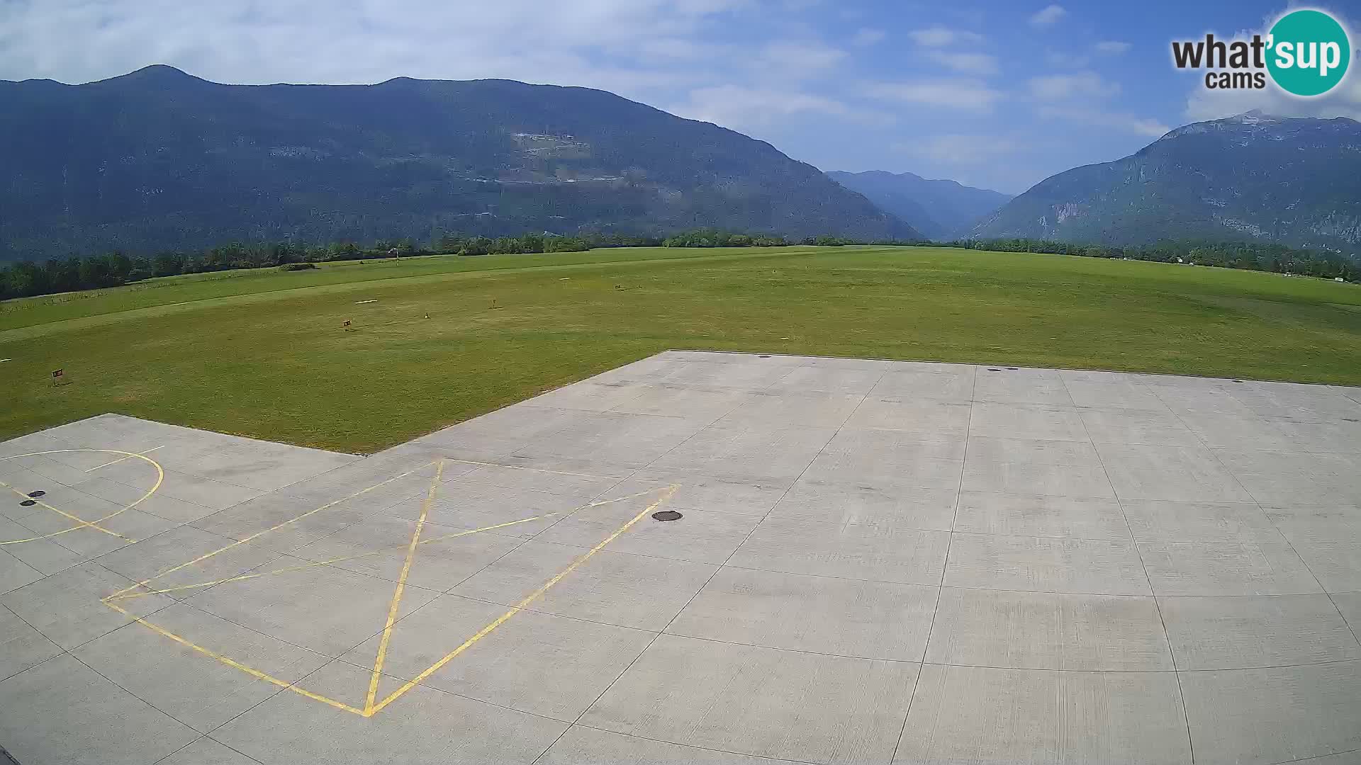 Bovec airport webcam – Skydive Bovec