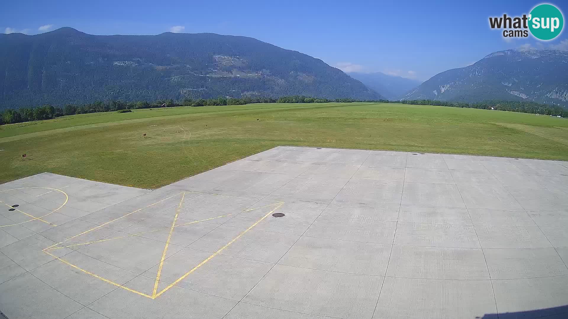 Cámara web del aeropuerto de Bovec – Skydive Bovec