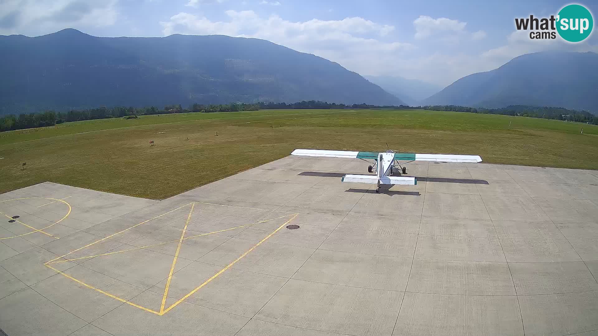 Bovec airport webcam – Skydive Bovec