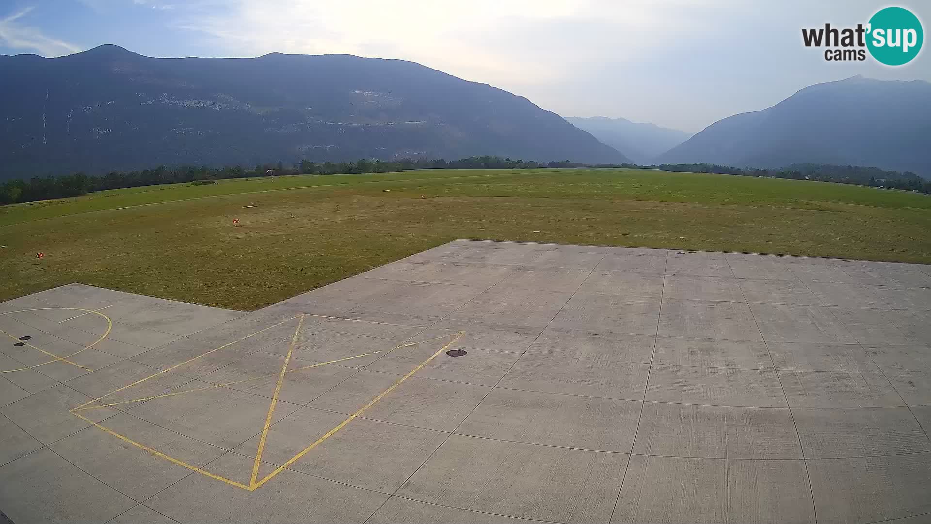Bovec airport webcam – Skydive Bovec
