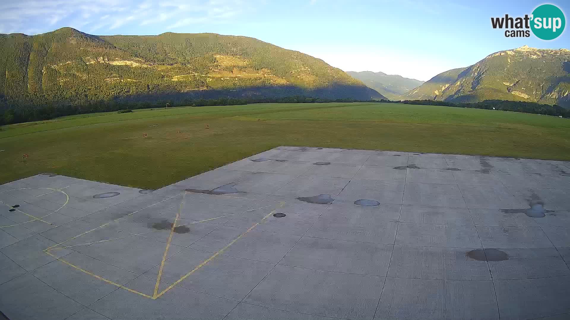 Bovec airport webcam – Skydive Bovec