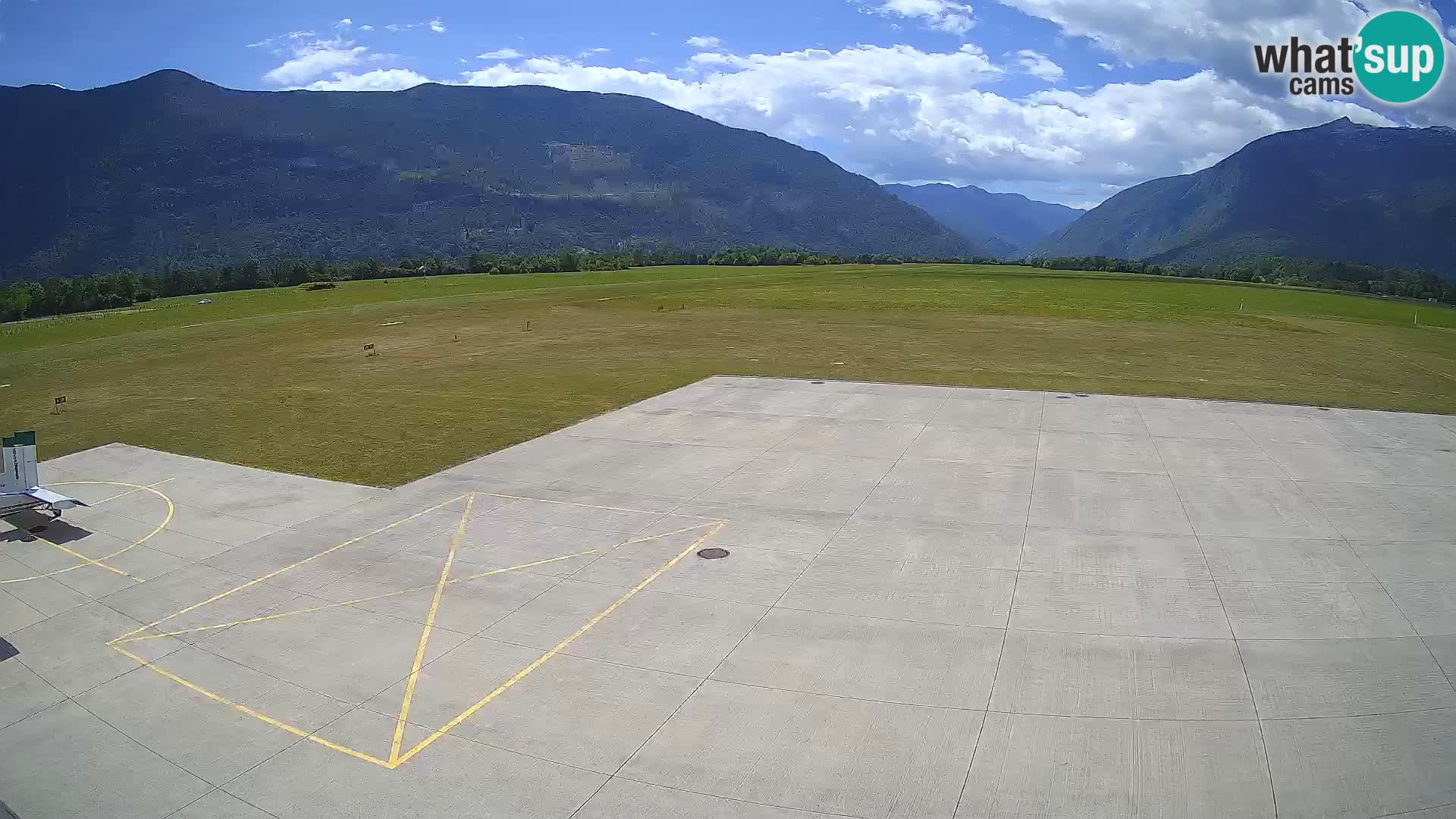 Bovec airport webcam – Skydive Bovec