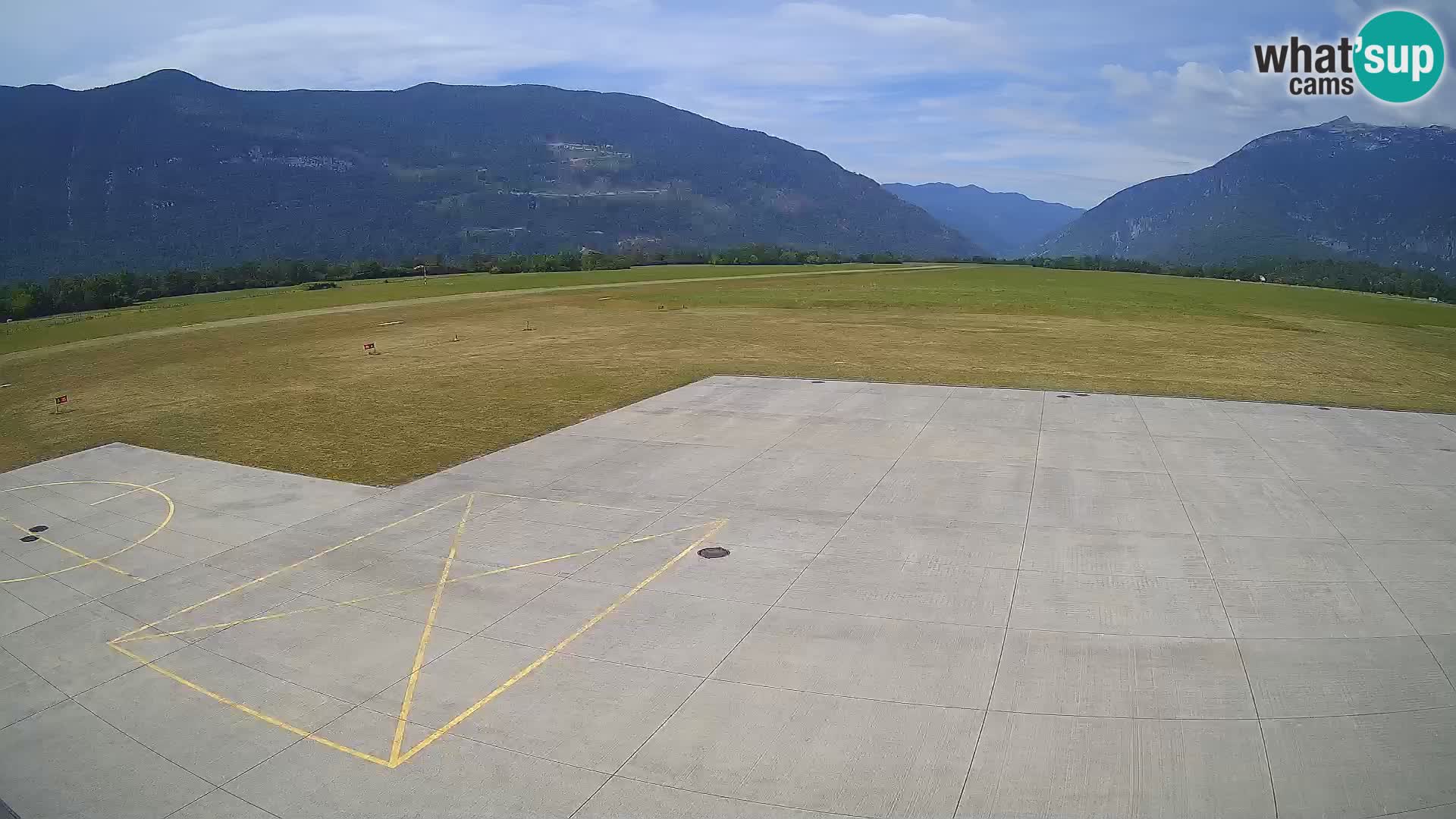 Bovec airport webcam – Skydive Bovec