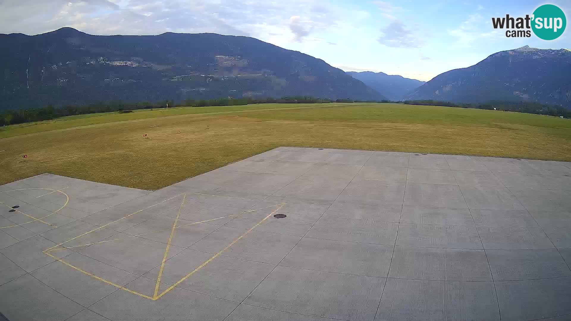 Webcam des Flughafens Bovec – Skydive Bovec