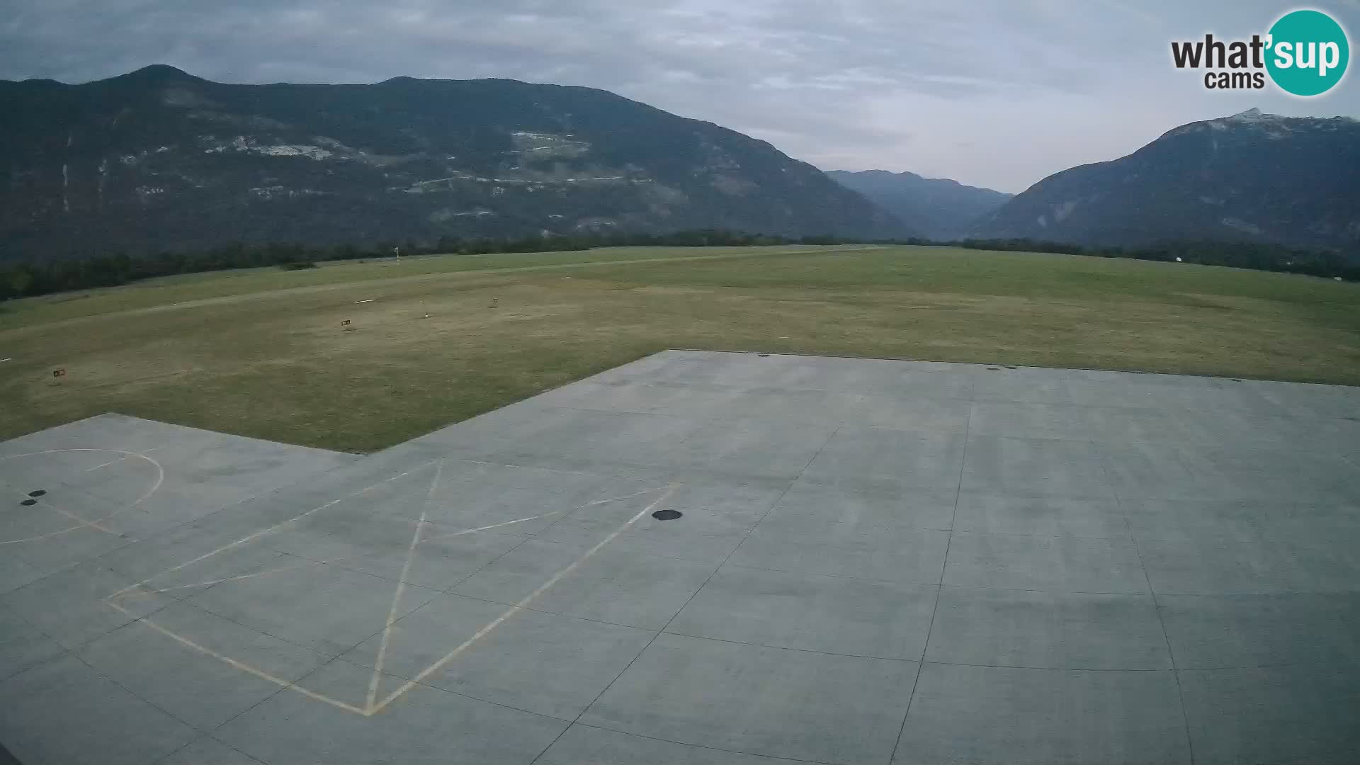 Webcam de l’aéroport de Bovec – Skydive Bovec