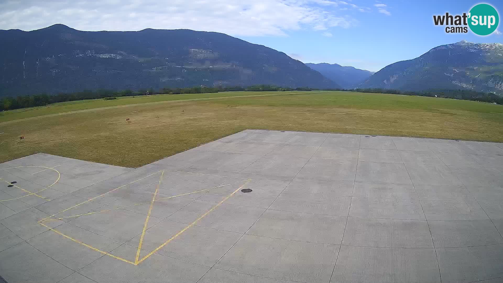 Bovec airport webcam – Skydive Bovec