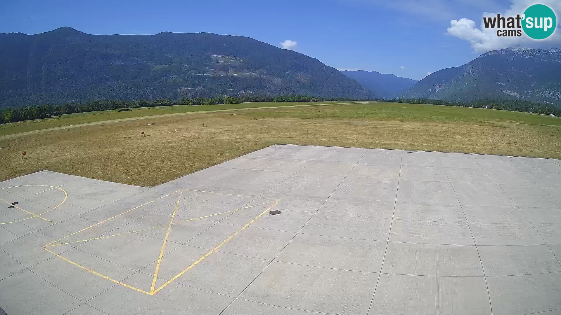 Bovec airport webcam – Skydive Bovec