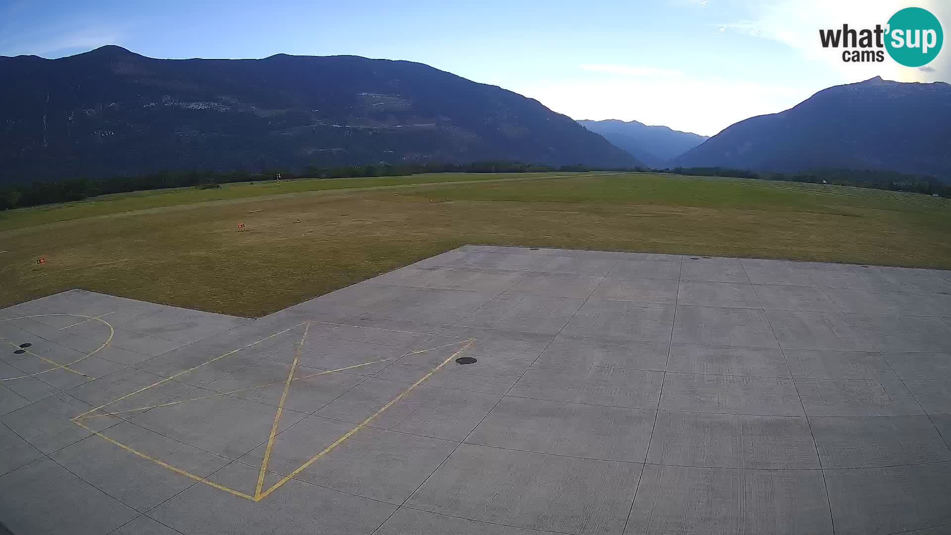 L’aeroporto di Bovec webcam – Skydive Bovec