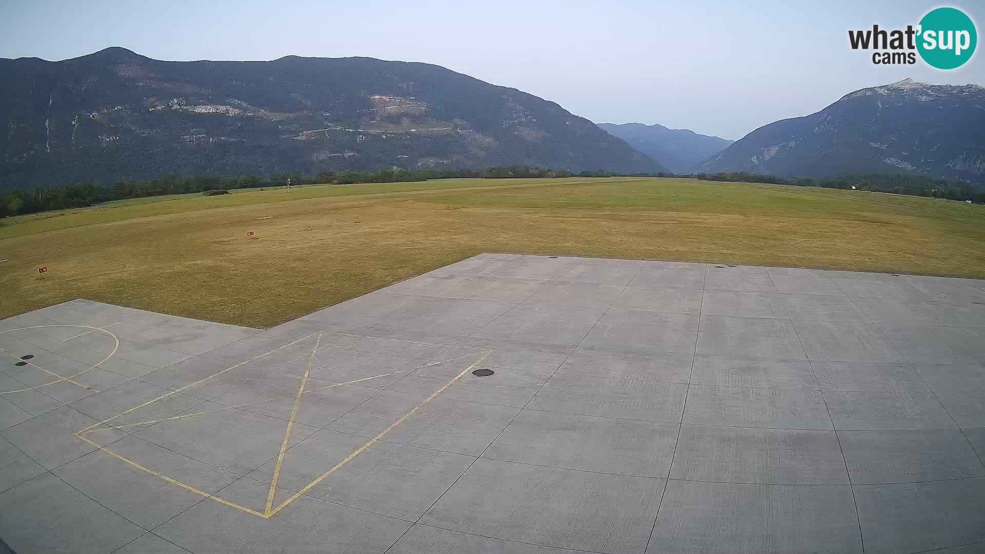 Webcam des Flughafens Bovec – Skydive Bovec