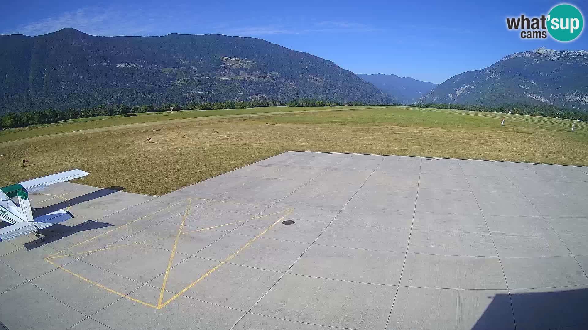 Bovec airport webcam – Skydive Bovec