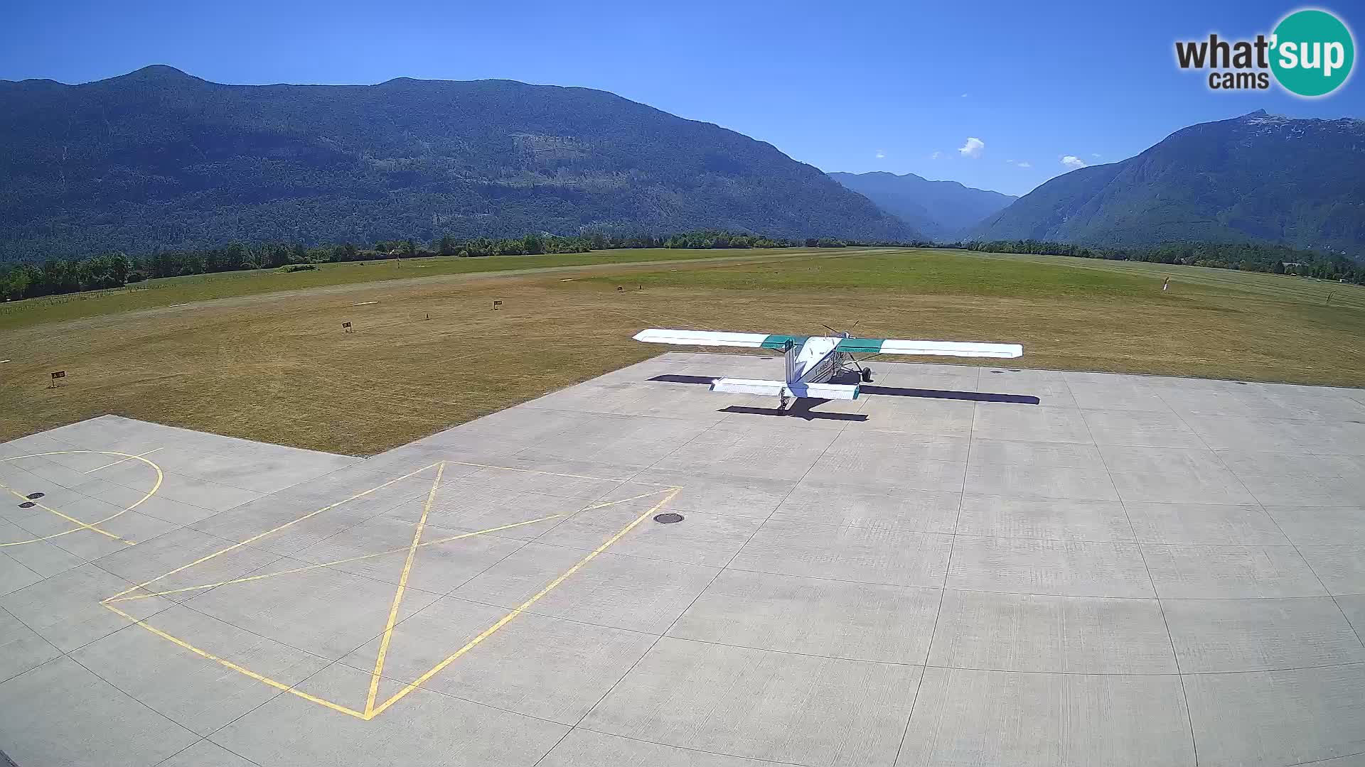 Web kamera zračne luke Bovec – Skydive Bovec