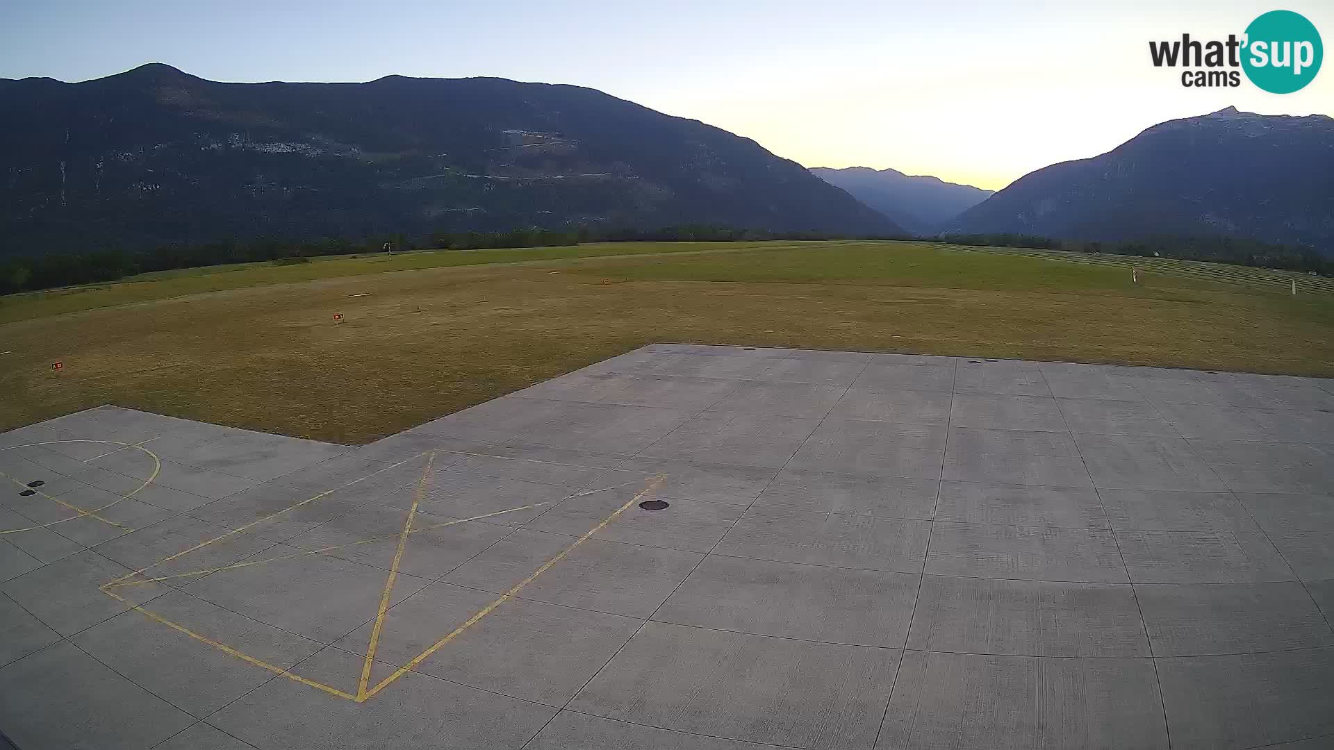 Cámara web del aeropuerto de Bovec – Skydive Bovec