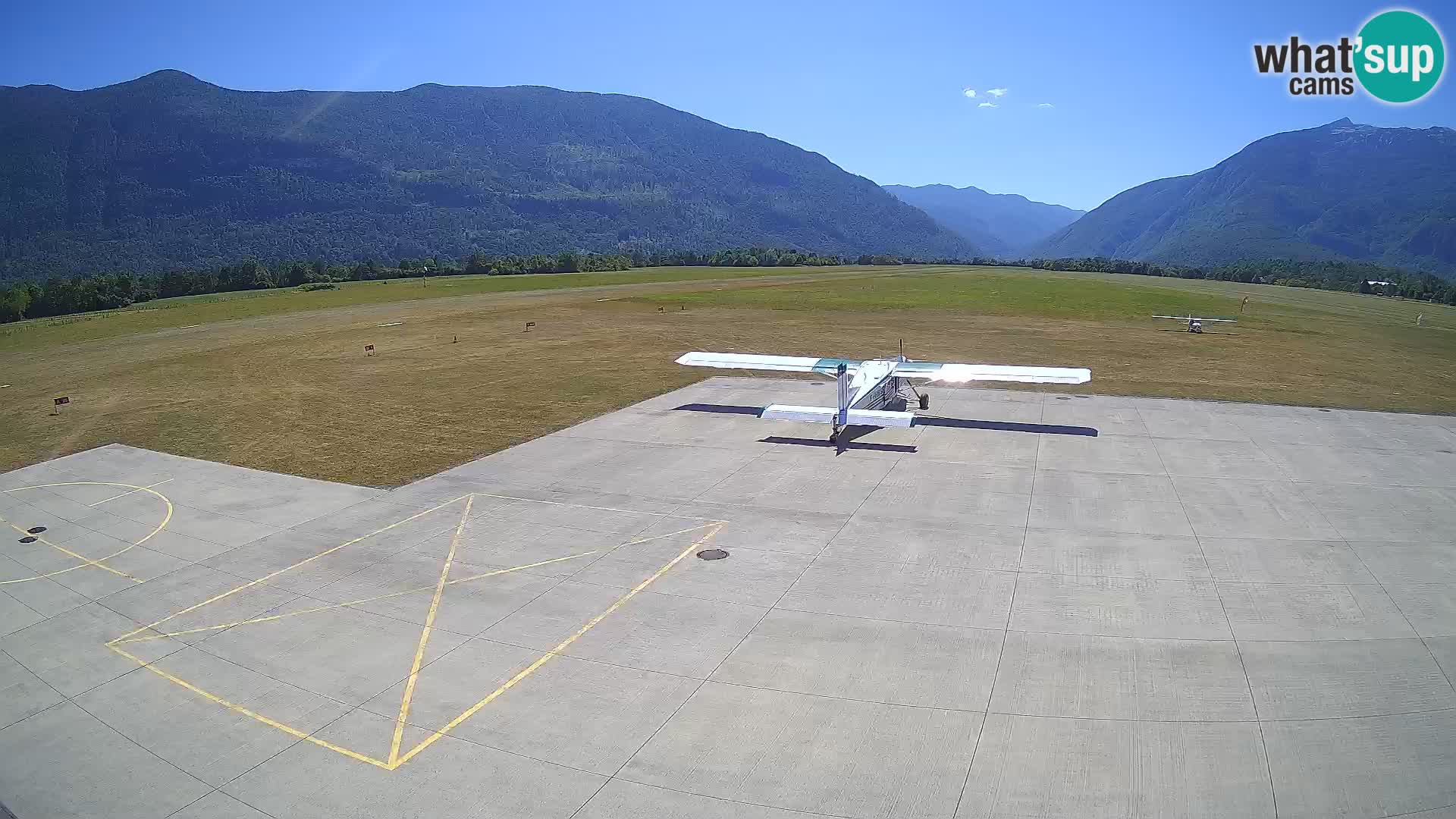 Cámara web del aeropuerto de Bovec – Skydive Bovec