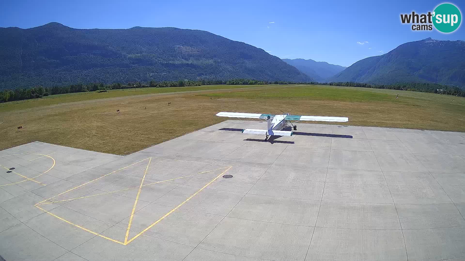 Cámara web del aeropuerto de Bovec – Skydive Bovec