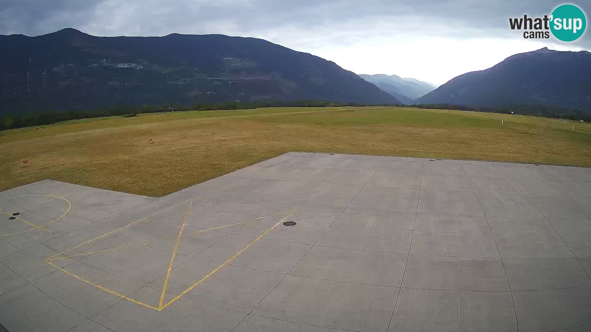 Web kamera zračne luke Bovec – Skydive Bovec