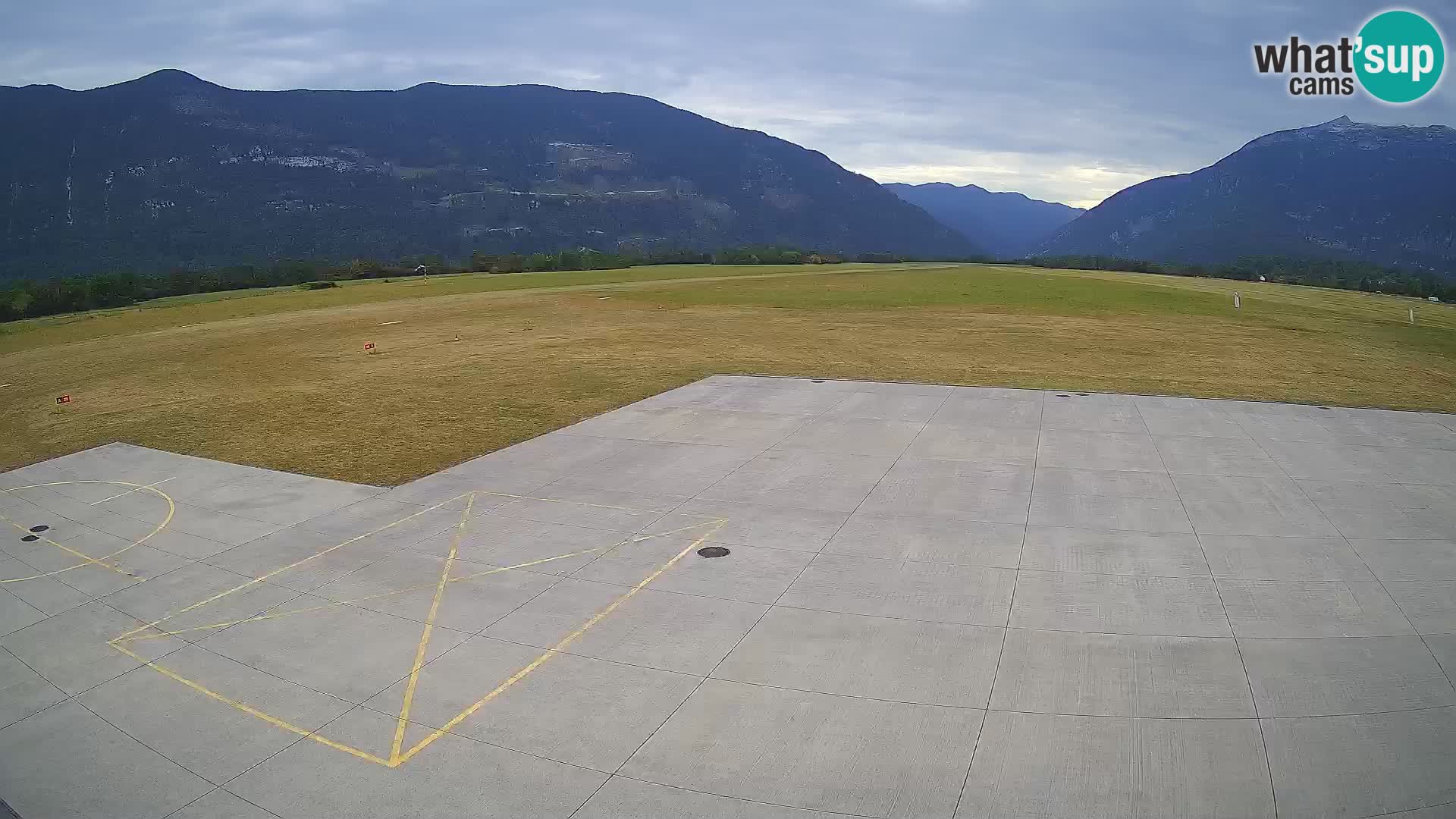 Bovec airport webcam – Skydive Bovec