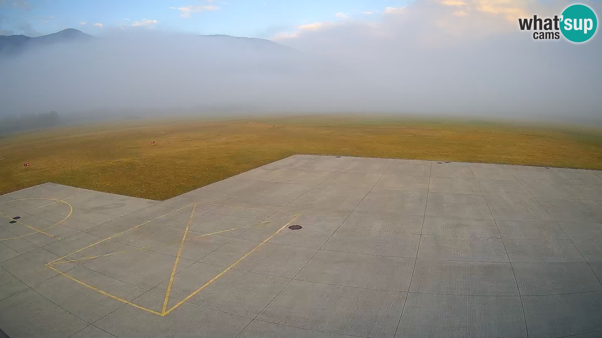 Bovec airport webcam – Skydive Bovec