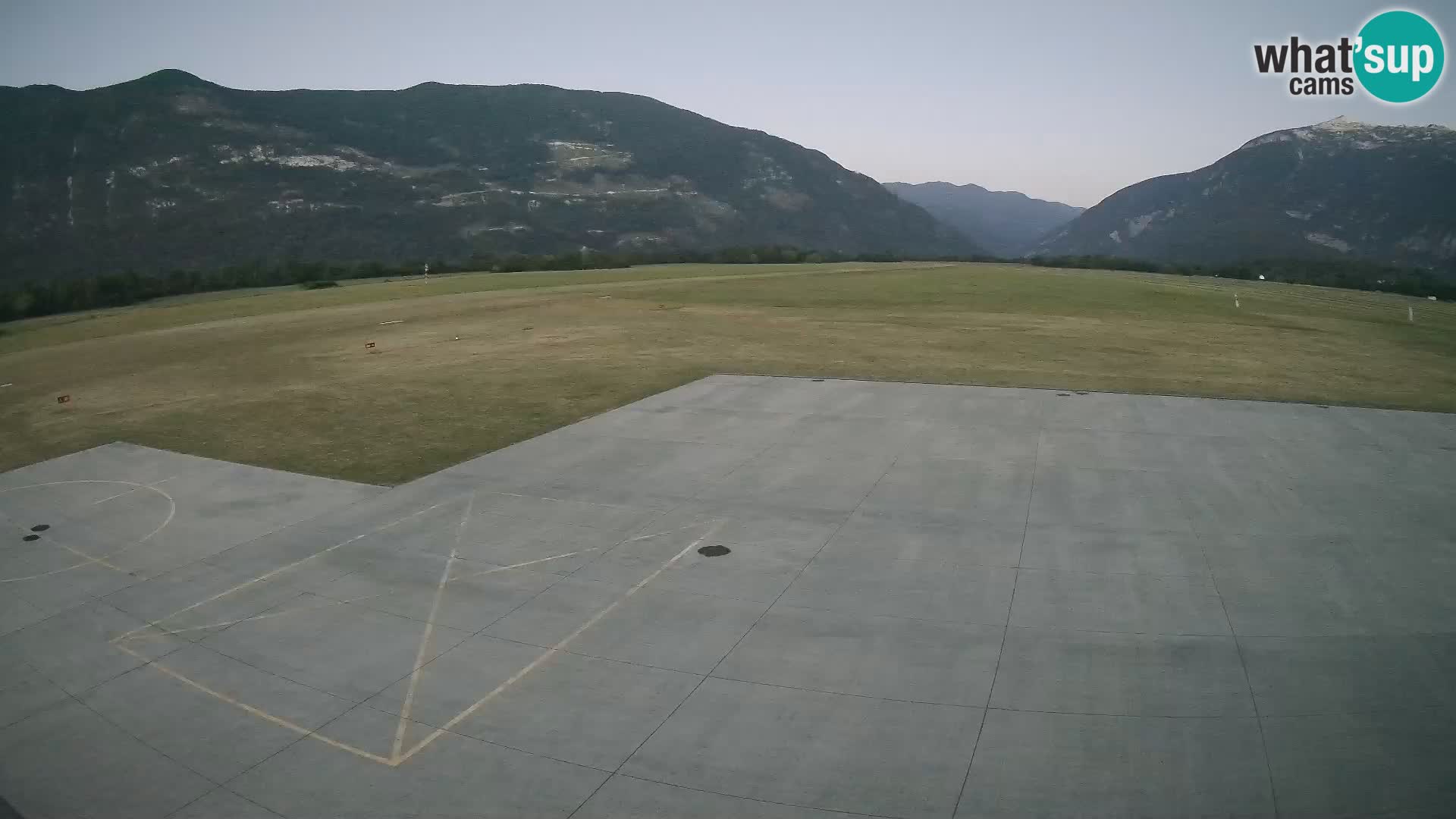 Bovec airport webcam – Skydive Bovec