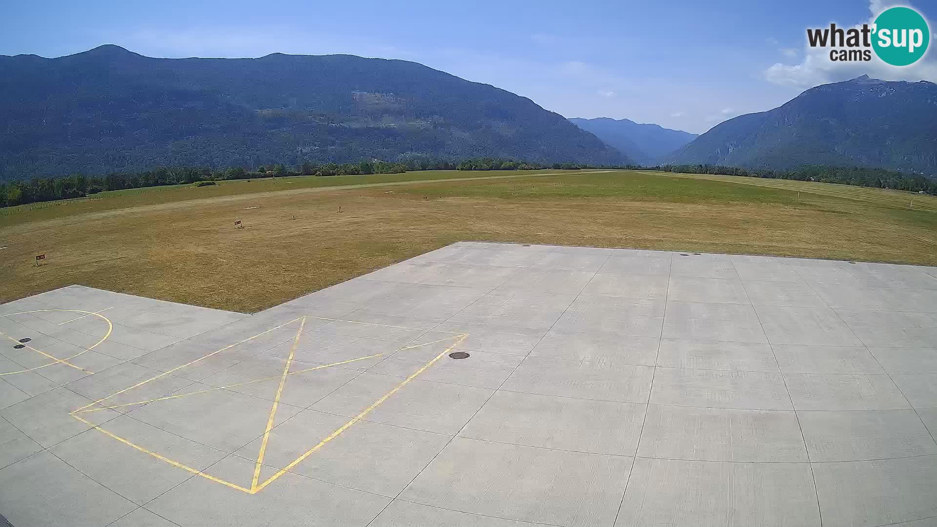 Web kamera zračne luke Bovec – Skydive Bovec