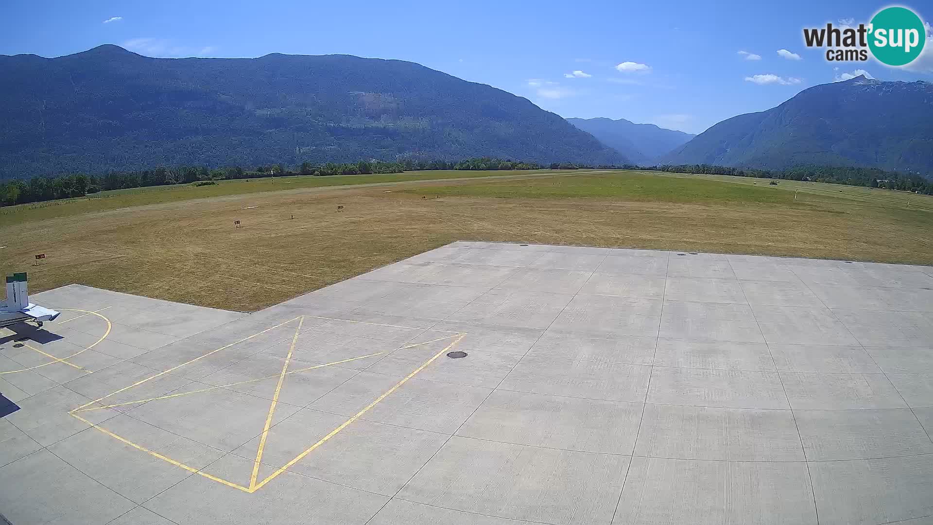 Cámara web del aeropuerto de Bovec – Skydive Bovec